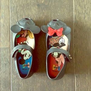 Adorable mini mouse mini Melissa flats